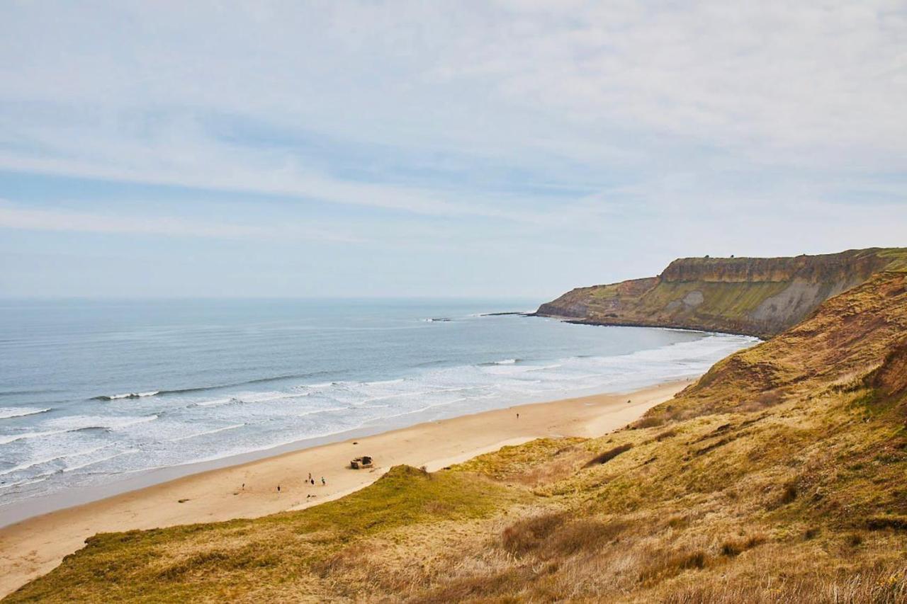 Nirvana Coastal Retreat Holiday Home Cayton Eksteriør bilde