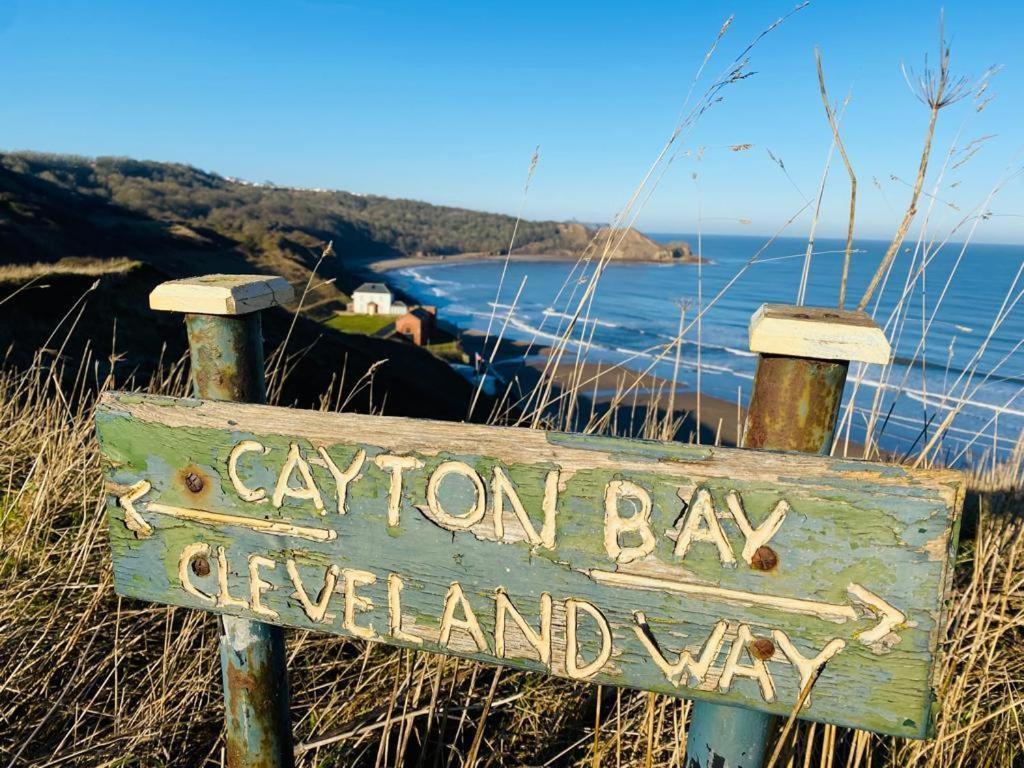 Nirvana Coastal Retreat Holiday Home Cayton Eksteriør bilde
