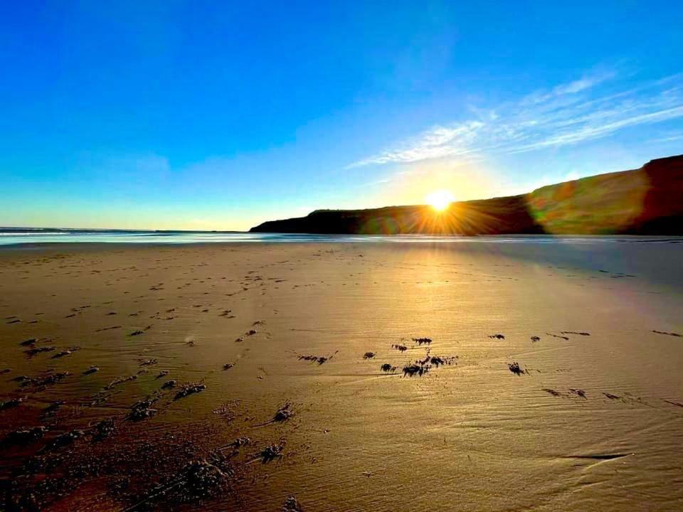 Nirvana Coastal Retreat Holiday Home Cayton Eksteriør bilde